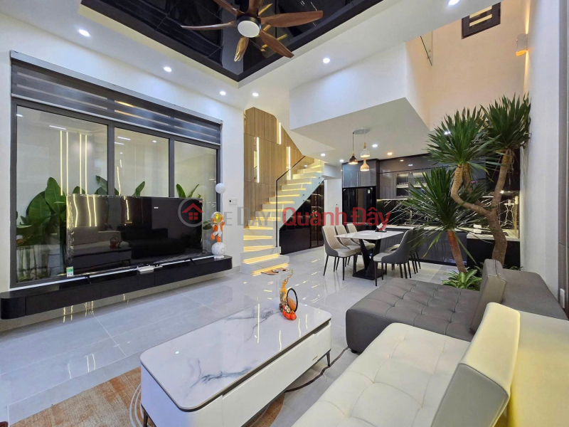 3-STORY HOUSE FOR SALE ON HOA MINH 10 STREET - NEAR THE BEACH, Vietnam Sales đ 7.65 Billion