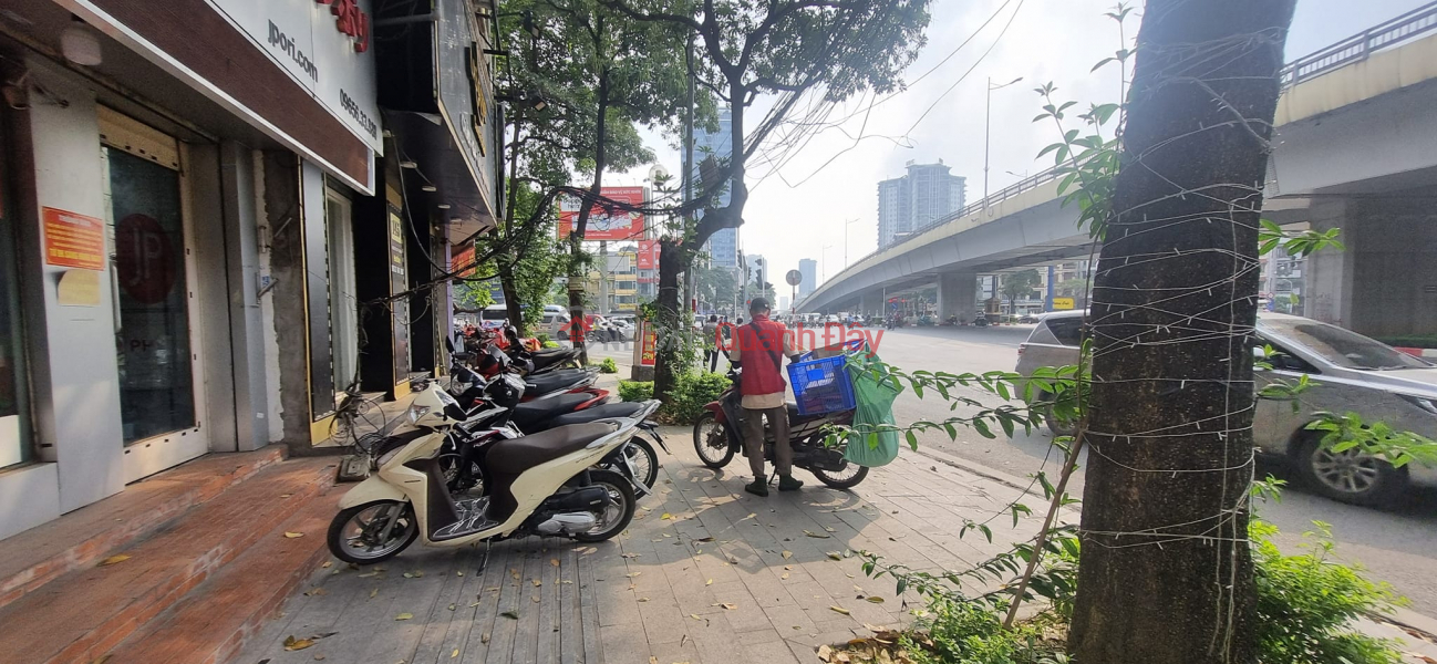 SIÊU ĐẸP NHÀ MẶT PHỐ NGUYỄN CHÍ THANH 40M2 4T 5.24M MT GIÁ CHÀO 12.6 TỶ ĐỐNG ĐA GIÁ RẺ SIÊU HIẾM | Việt Nam | Bán | đ 12,6 tỷ