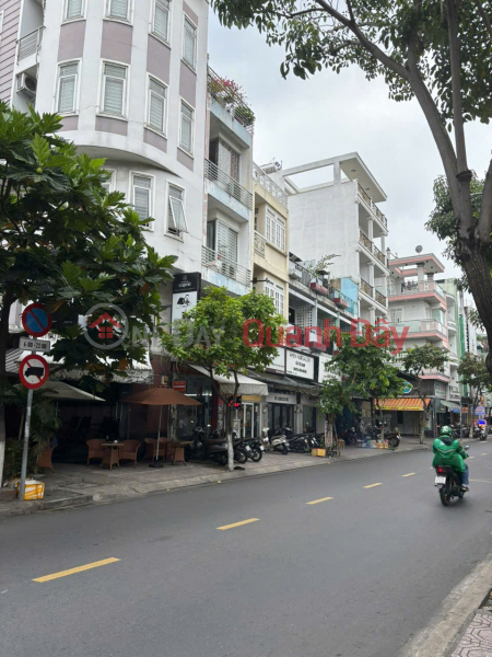 Business premises for rent 40m2, hair service street, spa - Tan Vinh, Ward 6 - District 4 Rental Listings