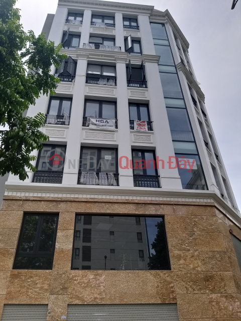 For rent super beautiful building 186m2 9 floors Trung Hoa Nhan Chinh urban area for bank, company headquarters _0