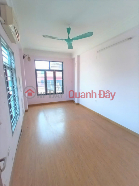 đ 13,6 triệu/ tháng Cho thuê nhà mặt phố Giáp Bát - Kim Đồng, 35m² x 5 tầng, thiết kế 3 phòng ngủ 13,5 triệu