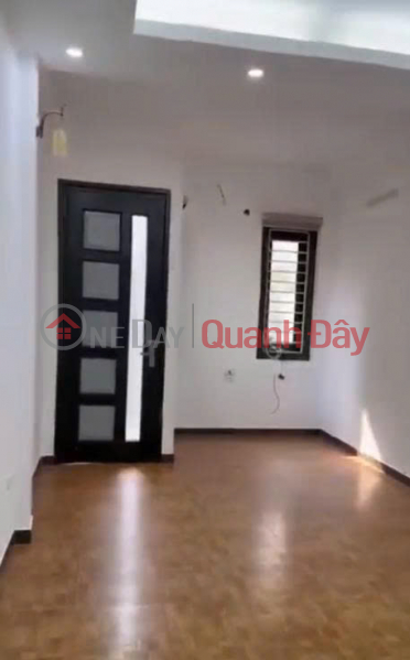 đ 12 triệu/ tháng | Cho thuê nhà ở nhóm 7 người Bùi Xương Trạch, 5 tầng, 40m2, 4 ngủ, 5 vệ sinh, 12 Triệu/tháng