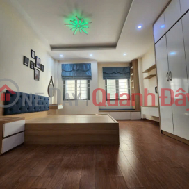BÁN NHÀ RIÊNG PHỐ NGỌC THỤY- LONG BIÊN 30M2,4 TẦNG, MT 4M, 5 TỶ. _0