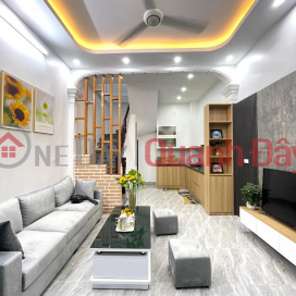 full beautiful furniture, lane 420 Khuong Dinh Thanh Xuan, 4.5 floors, 3 billion VND _0
