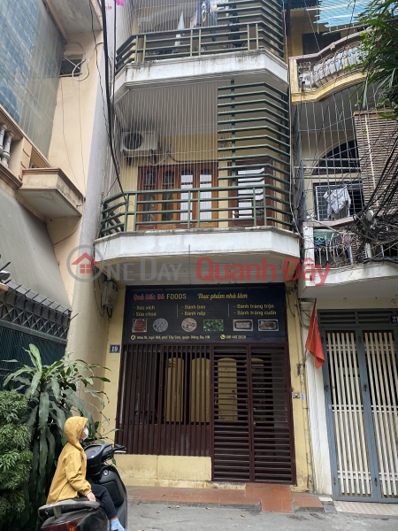 The Owner Rents a 3-storey house- Business premises at 19 Alley 169 Tay Son, Dong Da Rental Listings