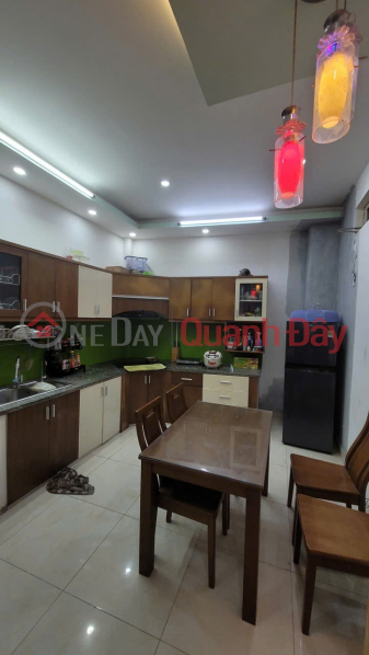 HOT – CHÍNH CHỦ CẦN BÁN NHÀ HXH, nhà có nhà xe ô tô Đường Nguyễn Văn Đậu, P 11, Q. Bình Thạnh, Việt Nam | Bán, đ 8,6 tỷ