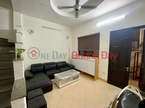 Cho thuê nhà nguyên căn Thượng Đình, 40m2 x 3.5 tầng, 3 ngủ, 12.5 triệu _0