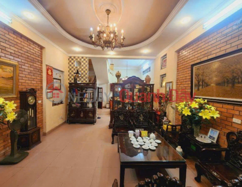 Townhouse for sale in Chua Lang - Subdivided for business - 2 open spaces in front and back - Car garage _0