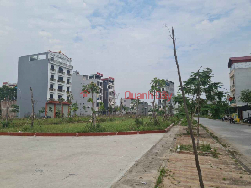 Property Search Vietnam | OneDay | , Sales Listings | Selling 2 lots with wide frontage angle overlooking Chu Mau flower garden - Van Duong, City. Bac Ninh