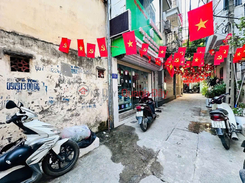 Urgent Sale - Beautiful house on Tran Cung Street - 5 modern floors - Spacious alley - Extremely hot area - Just a few steps to the main street Sales Listings