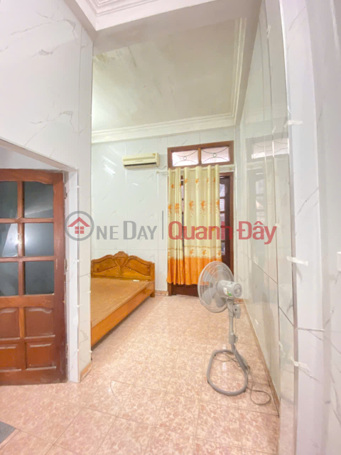Cho thuê nhà ngõ 362 Giải Phóng, 4 tầng x 36m2, 2 ngủ, chỉ 6 Triệu vào ngay _0