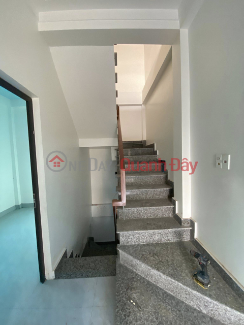 The owner is looking to rent out a 170m2 house located on Tinh Thuy 1 Street, Hong Phong Ward, Hai Phong City. _0
