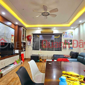 HOUSE FOR SALE AT DOI CAN BA DINH - BA DINH CENTER - PEOPLE BUILD 20M TO THE STREET - 41M2\/4T - ADDITIONAL 5 BILLION _0