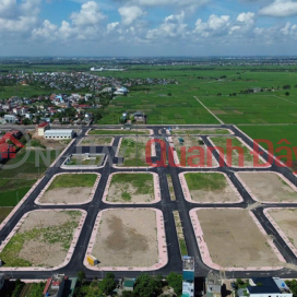 Land for sale in the center of An Dong commune, Thai Binh province, prime location, with title deed, near the administrative center. _0