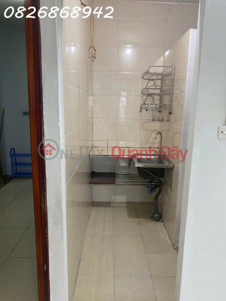 đ 5,5 triệu/ tháng | Cho thuê CC mini 8 tầng 1PN, 1VS, 50m2 giá tốt tại 15 ngõ 14 Nguyễn Lân, Thanh Xuân, HN