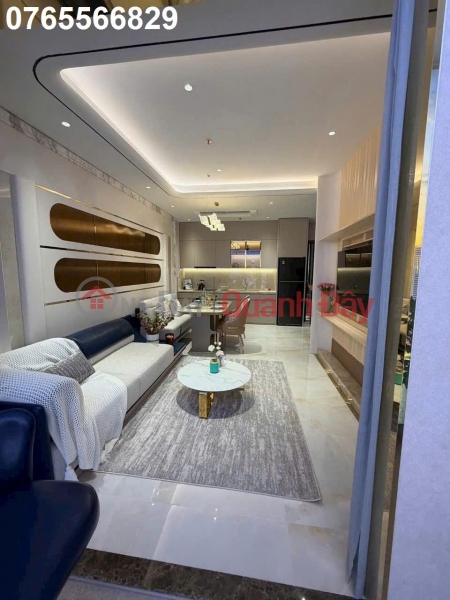 đ 2.8 Billion, 2-FRONTAGE CENTRAL LOCATION – PANORAMA RIVER VIEWS ON ALL 4 SIDES – METRO RIGHT IN FRONT – FULLY FURNISHED SMART HOME