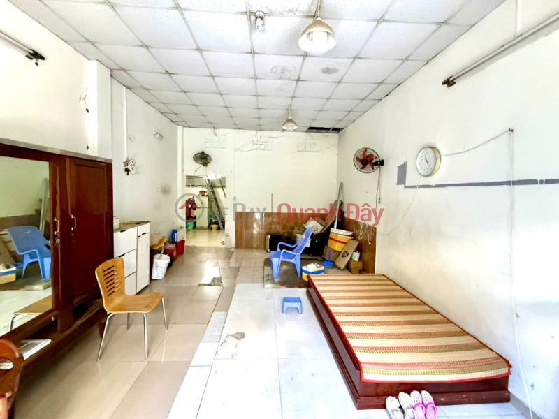 House deeply discounted 210 million, District 9, Area 59m2, 2 floors, 2 bedrooms only 2.98 billion. Sales Listings