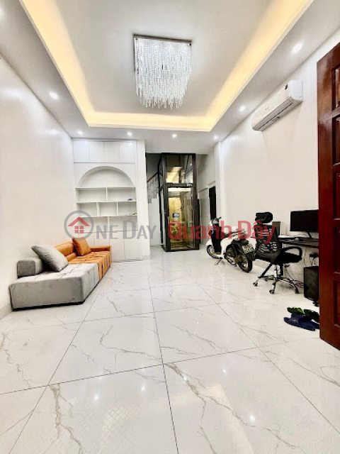NHÀ PHỐ NGUYỄN CAO - LÊ QUÝ ĐÔN ~50M2 - 5 TẦNG - MT 4.7M - NHỈNH 11 TỶ - Ô TÔ ĐỖ CỬA _0