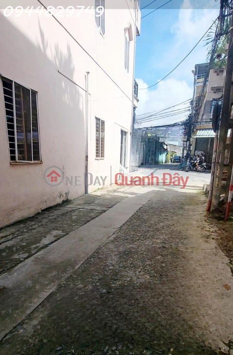 Selling land and giving away a 70m2 corner house, 4m car space, near the front of NGUYEN PHUOC NGUYEN, DN, just over 2 billion _0