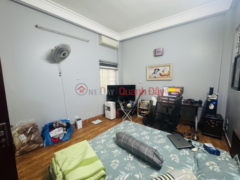 | Please Select, Residential Sales Listings | đ 4.5 Billion