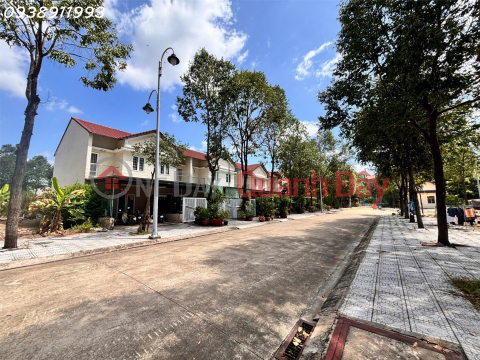 Nhà liền kề ven sông Chánh Mỹ, 3,9 tỷ, 101,5m2 nở hậu, chính chủ _0