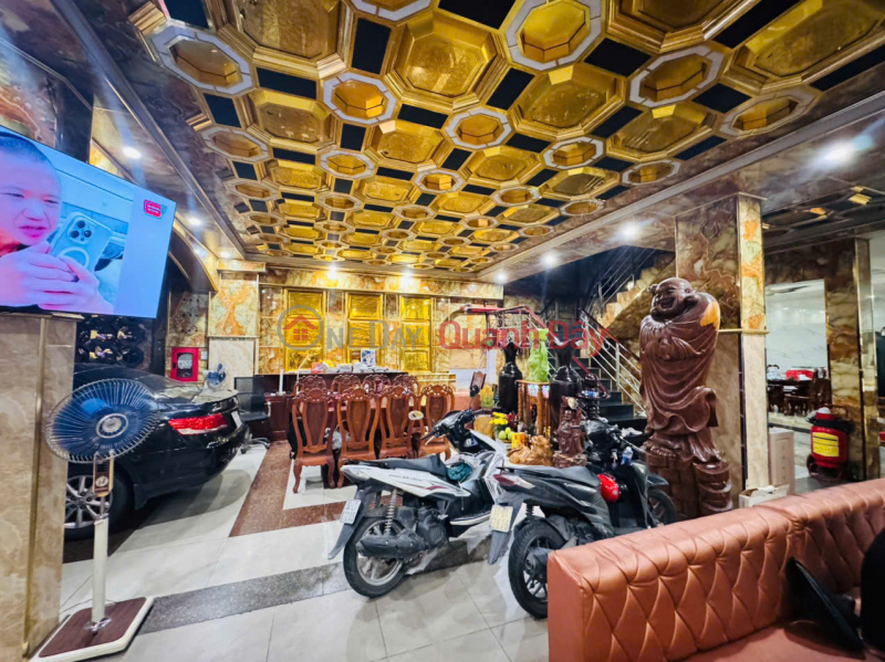 đ 18 Billion, 5-STOREY HOUSE – 25 ROOMS – CENTER OF DI AN