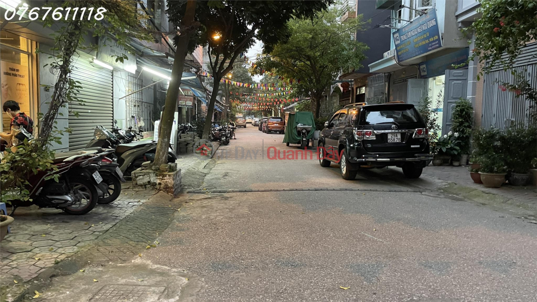 Selling house divided into lots for Sai Dong officials, separate cars, garage, 70m*3T, MT4.5m, 6.x billion Sales Listings