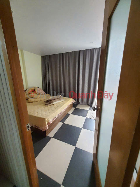 Apartment for rent, 7th floor, lane 376 Le Duan, Dong Da, 70m2 x 2 bedrooms, 2 bathrooms. 9 million\/month _0