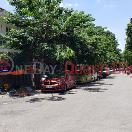 Selling Vong Thi Townhouse in Tay Ho District. 170m Frontage 26m Approximately 44 Billion. Commitment to Real Photos Accurate Description. Owner Wants _0