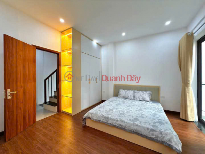 đ 13 Billion | Owner needs to urgently sell house in Hoang Van Thai, 50m2, price 13 billion, military subdivision, car access