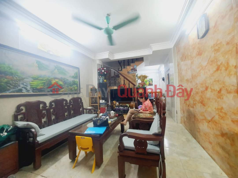 DINH CONG HA HOUSE FOR SALE 38M2 -5 TANG BEAUTIFUL HOUSE FOR OWNER IN IUON BEAUTIFUL HOUSE DAN XA _0
