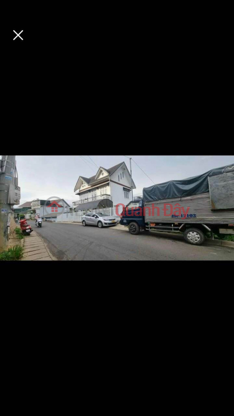 The owner needs to urgently sell the land plot in front of Nguyen An Ninh - ward 6 - Da Lat city to move back to Hanoi with his family. _0