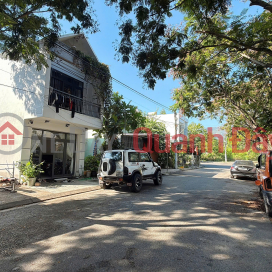 House for sale in Dat Lanh Resettlement Area, 13m wide paved road, 2 floors, 3 skylights. Greenery inside the house. _0