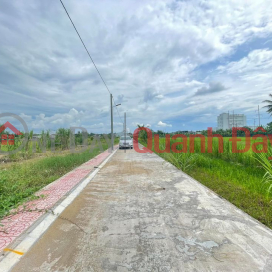 The land is located on the main road of Phu Duc, Long Ho, Vinh Long. _0