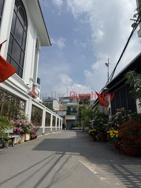 Bán nhà, đường 102, Tăng Nhơn Phú, hẻm ô tô, 2 tầng, 80m2 , 8 tỷ hơn _0