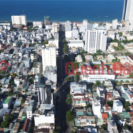 Selling land and giving away a 3-storey house on Dang Vu Hy street, Da Nang. More than 6m frontage, beautiful location _0