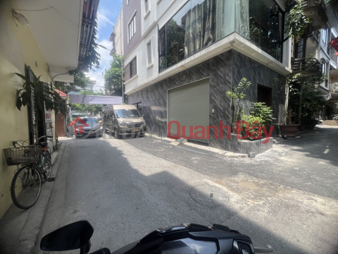 Bán nhà 7T ngõ 554 Nguyễn Văn Cừ, 42m, gara oto, thang máy hơn 16 tỷ còn tl. LH 0936123469 _0