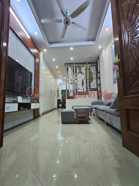 Cho thuê nhà mới cứng Phố Giải Phóng 5 tầng x 50m2, 6 ngủ, 20 Triệu làm VP, ở gđ _0
