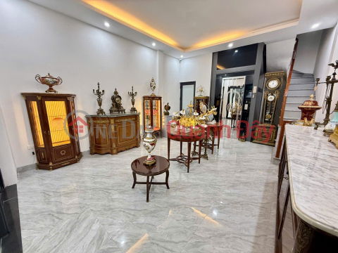 EXTREMELY RARE! HOUSE FOR SALE IN LIEU GIAI, 34 SQM, 5 FLOORS, ELEVATOR, 4.6M FRONTAGE, CAR ACCESS, VIP AREA, PRICE 25.5 BILLION VND. 0878168006 _0