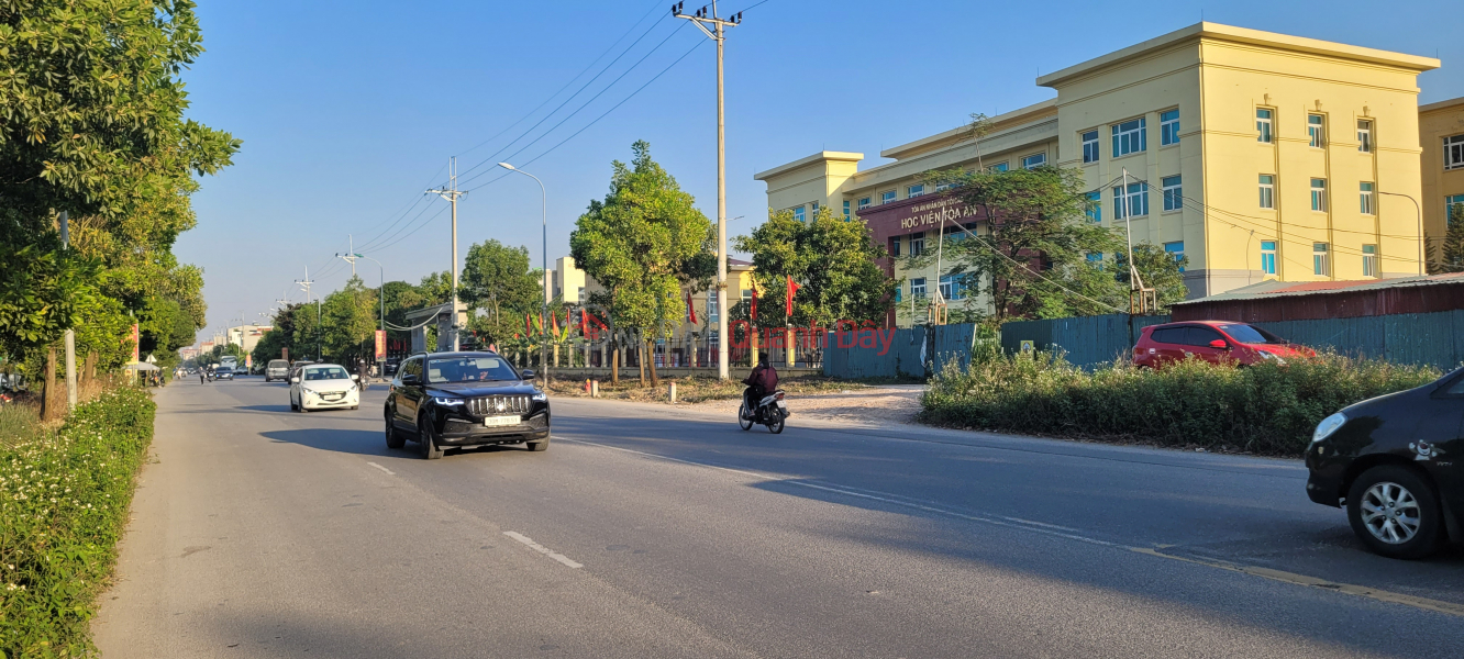 đ 17 Billion | Land for sale in Le Chi 646.4m², alley 4m, 16-seat car can go around - price only 25 million\\/m²