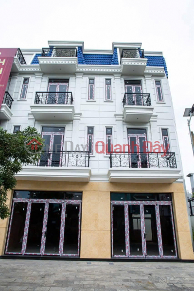 Exclusively available in Tan Phu, high-end townhouses for sale below cost! Sales Listings