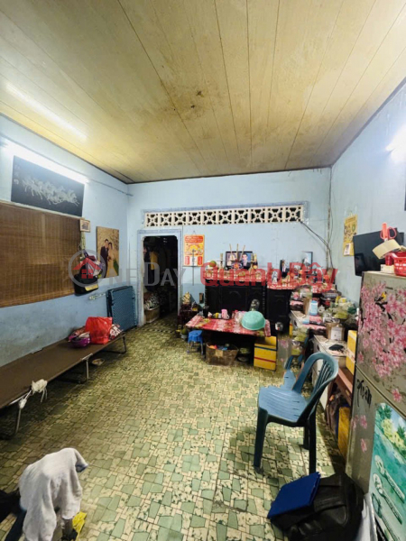 đ 6.5 Billion Discount 500 million! 2-storey house, 106m2, alley, square - Thong Nhat, District 1