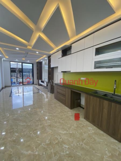 FOR SALE VINH TUY TOWNHOUSE, TWO BA TRUNG, 50M, 6 FLOORS, 11.5 BILLION. BUSINESSES, ELEVATORS, AND TRUCKS AVOID EACH OTHER. _0