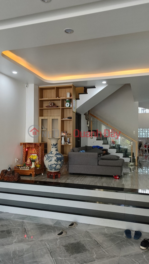 NEED TO SELL URGENTLY! Extremely beautiful 4-storey house full of high-class furniture Vu Tong Phan Son Tra-120m2 Nearly 6 billion. _0