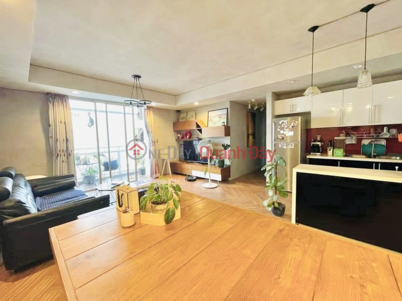 (100% genuine listing) Corner apartment, 110m2, 3 bedrooms, with parking slot at Botanic Towers - Interior furnishings worth 800 million VND. Sales Listings