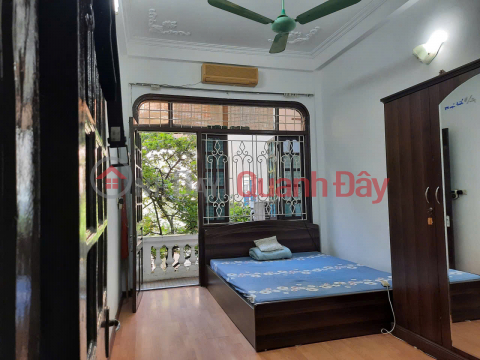 HOUSE FOR RENT IN HAO NAM, 4 FLOORS, 25M2, 2 BEDROOMS, 13 MILLION - FULL FURNISHED - FOR FAMILY, GROUP OF 4 WORKING CHILDREN _0