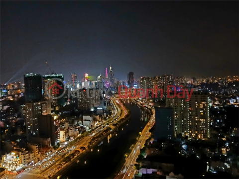 OWNER NEEDS TO RENT OUT: Apartment with million-dollar view at Goldview Apartment, 346 Ben Van Don Street. _0