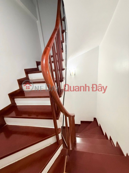 đ 10,5 tỷ, trần thái tông 34m x6 tầng 10,5 tỷ full nội thất-ngõ thông rộng,gần phố