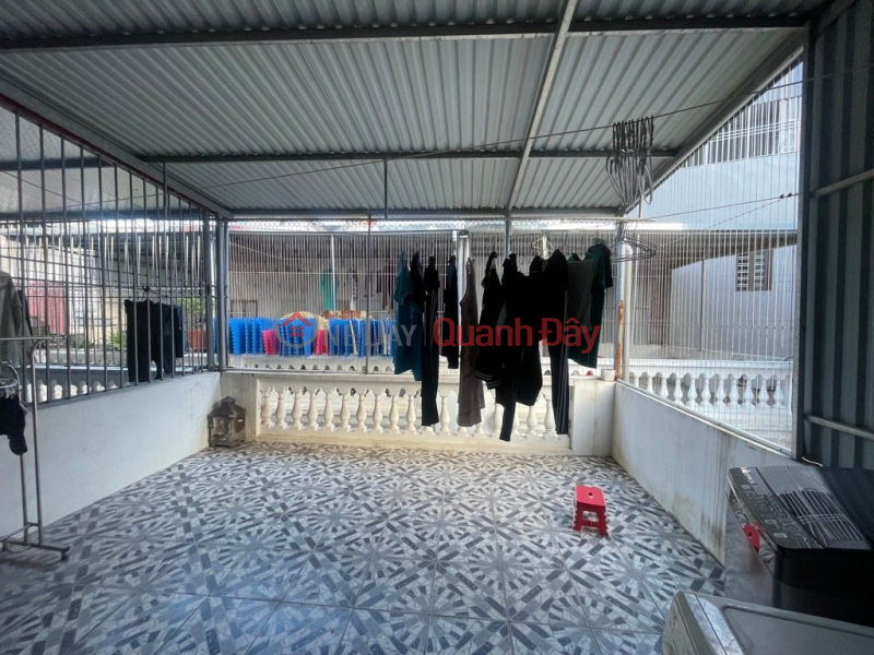 Over 7 billion VND for a 35m² x 5-story house in alley 193, Bo De, with parking available right in front, brand new and ready to move in. Vietnam Sales | đ 7.9 Billion