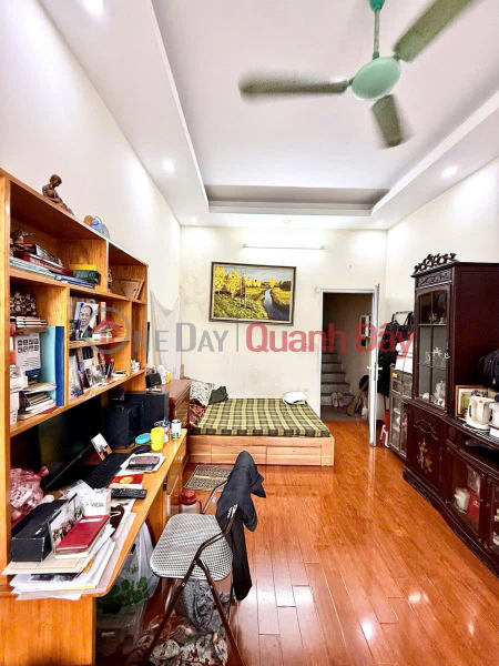 House for sale on Lang Street - Alley front for business - Red book 45m, 4 solid floors, price 10.3 billion, Vietnam, Sales đ 10.3 Billion